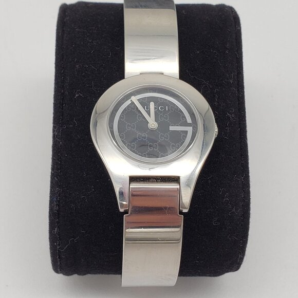 Gucci Watch 6700L Black X Silver Bangle Watch 103-110325 - Picture 2 of 16